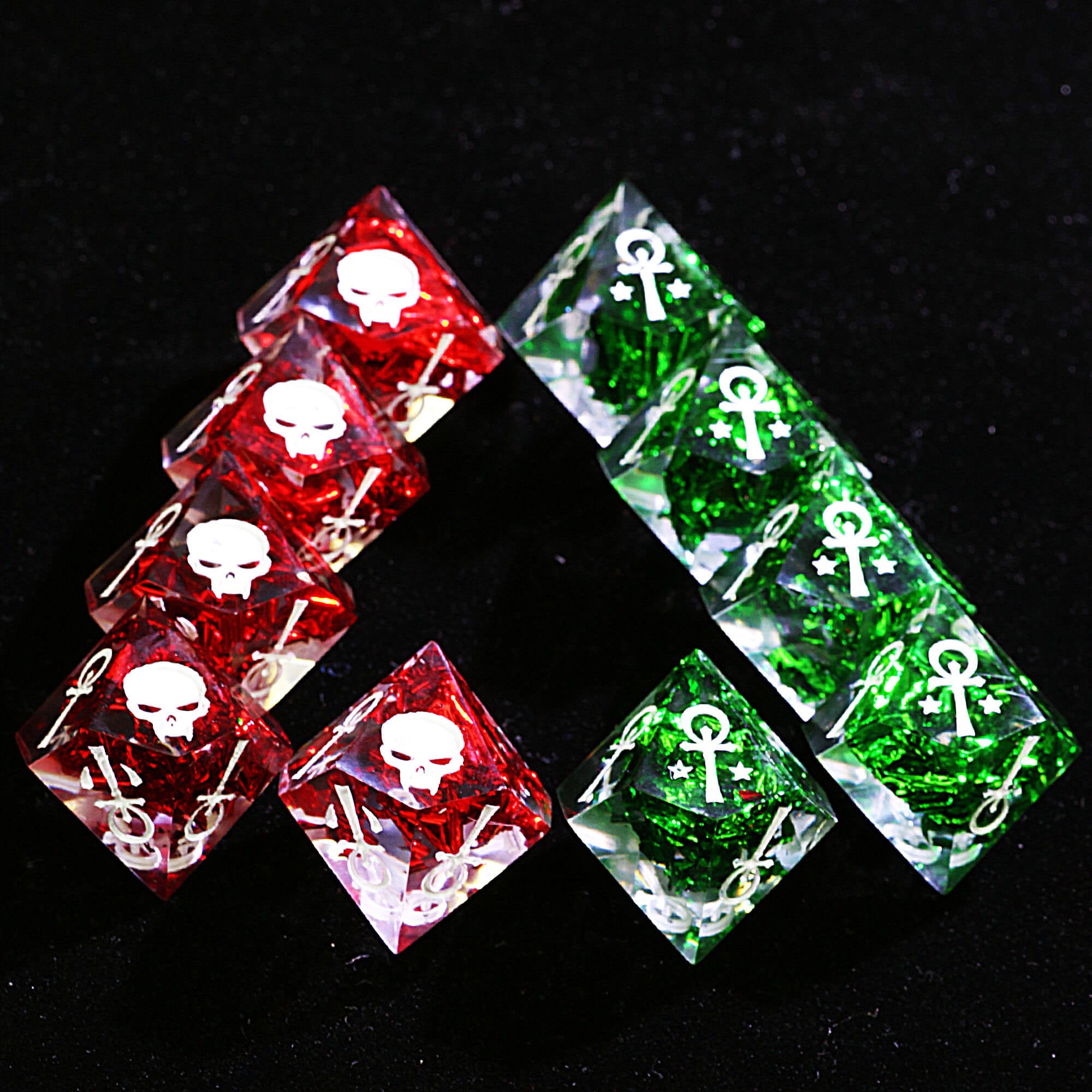 15 Polyhedral Resin Camarilla WoD VtM Dice Set Gilded Veil - Dice of Dragons