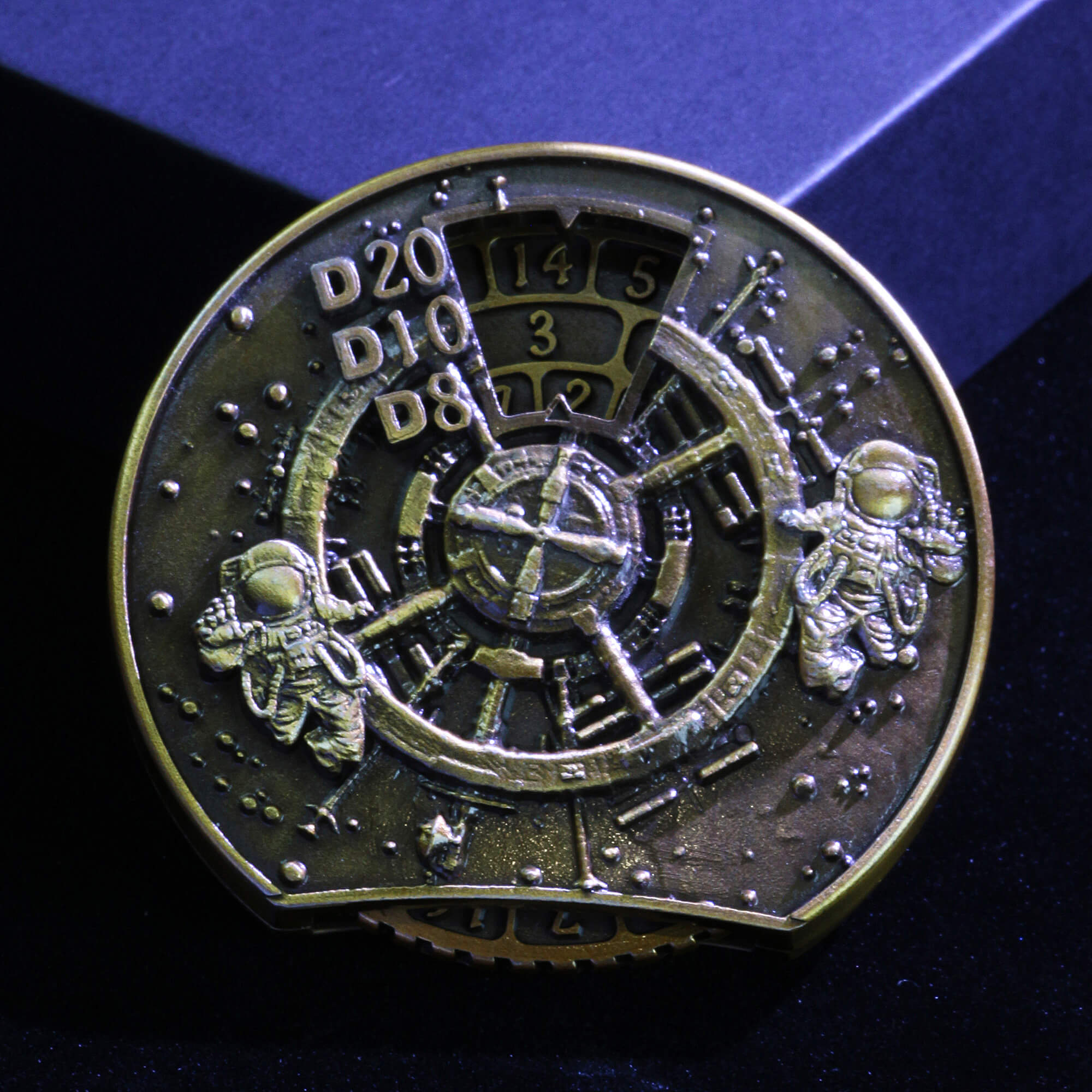 Astronaut 7 in 1 Roulette Metal DND Dice Fidget Spinner Gyroid Dice - Dice of Dragons