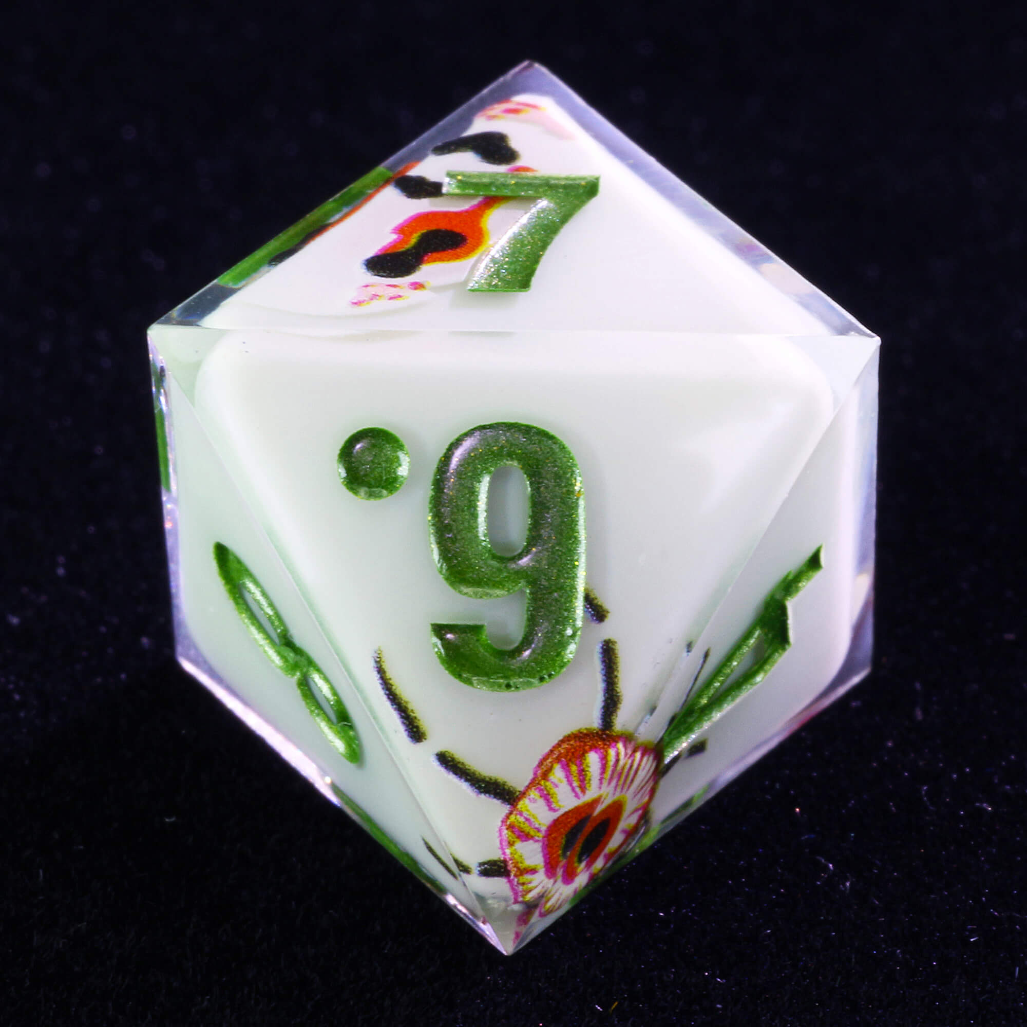Awesome 7 Polyhedral Resin Dice Set DD Spider White - Dice of Dragons
