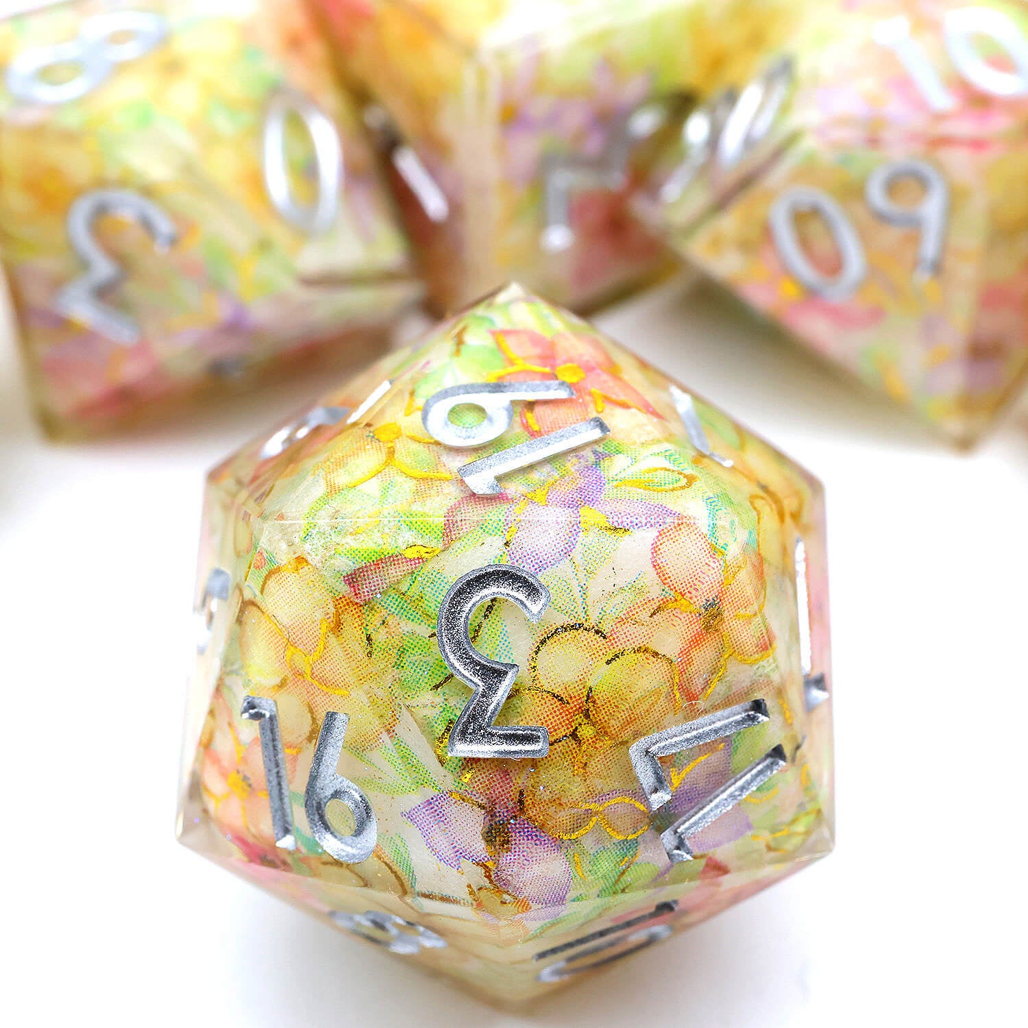 Polyhedral 7 Piece DD Set Dice Spring Flowers - Dice of Dragons