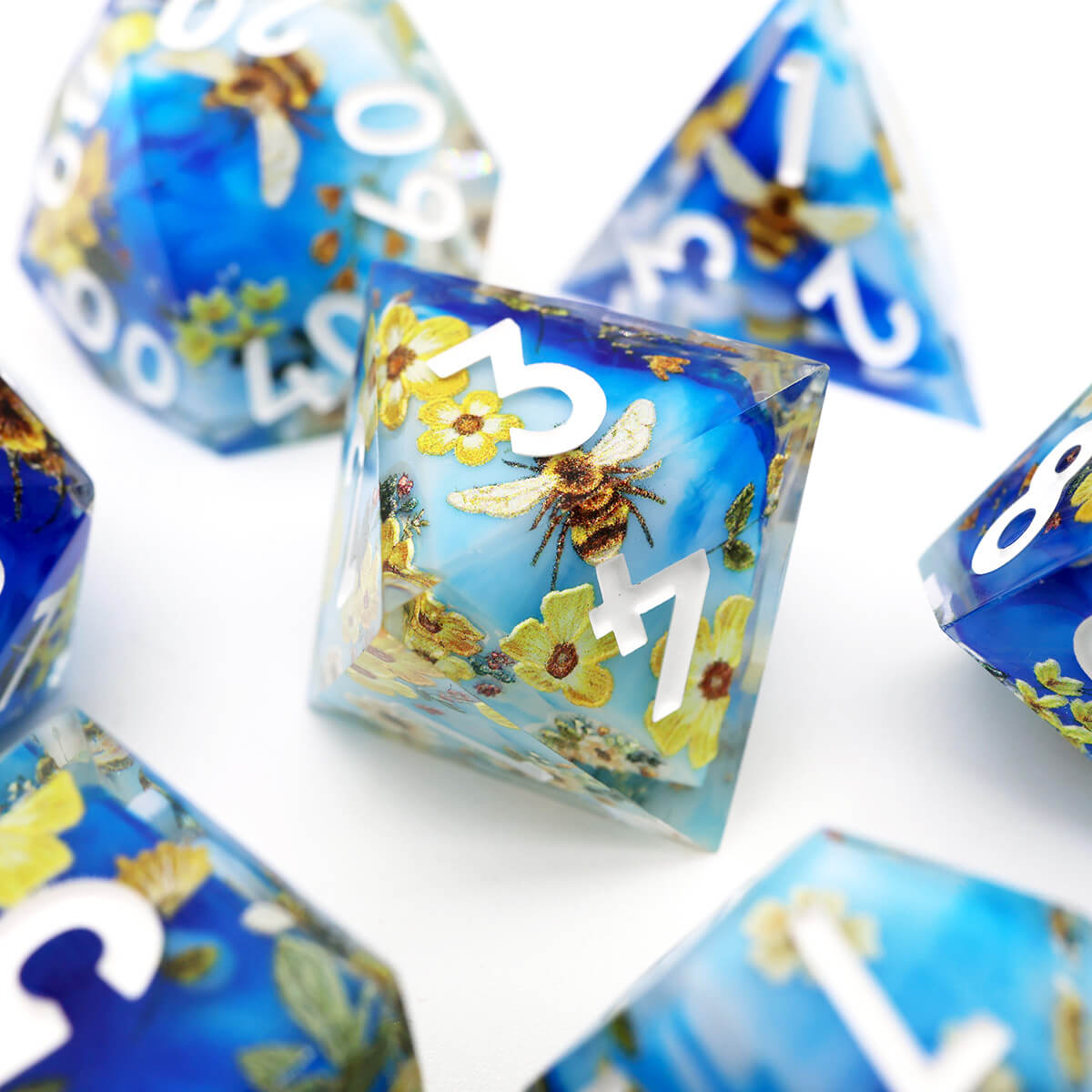 7-Piece Bee Flower Sharp Edge DND Dice Set - Dice of Dragons