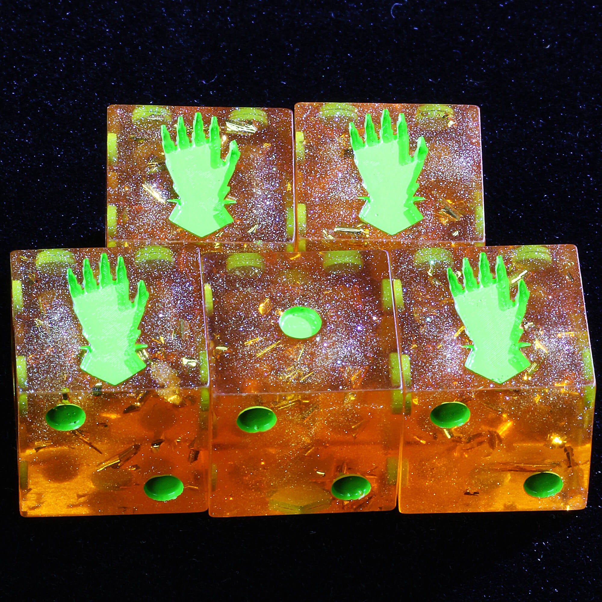 5 Polyhedral Resin Iron Hands Warhammer 40K Dice Set D6 Amber Toxic Shard