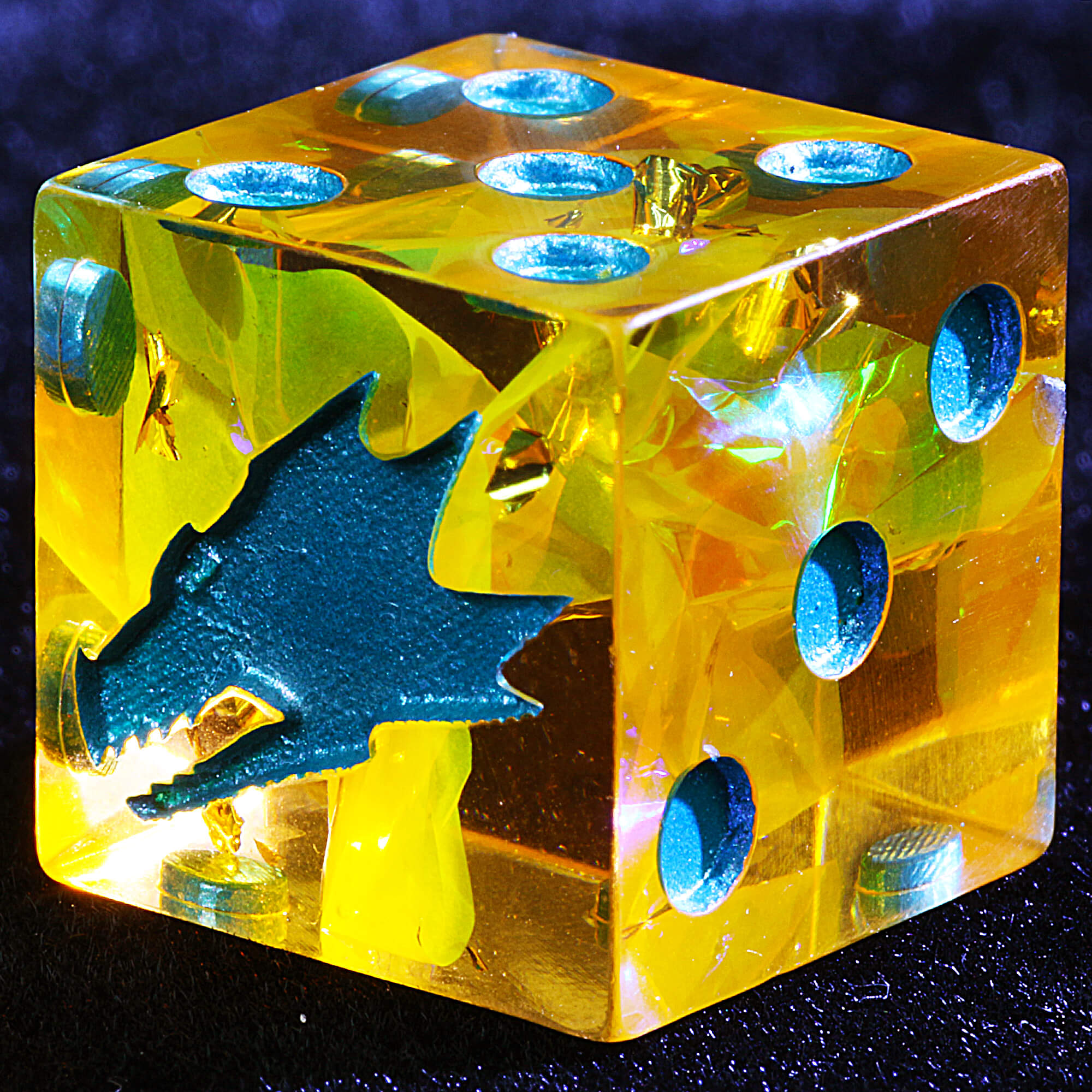 5 Polyhedral Resin Salamanders Warhammer 40K D6 Dice Set Amber Void Spark