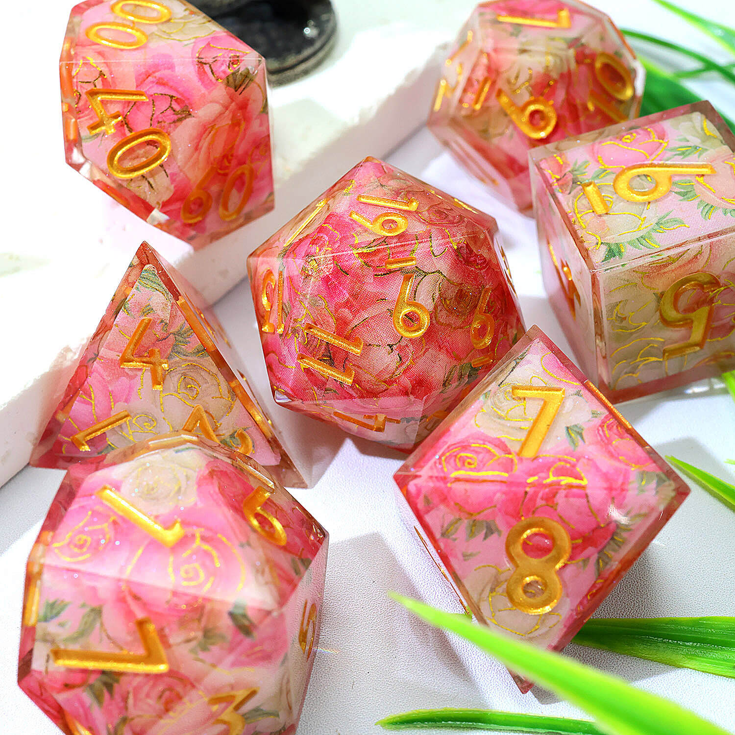 7 Piece Polyhedral Dice Set DnD Red Flower - Dice of Dragons