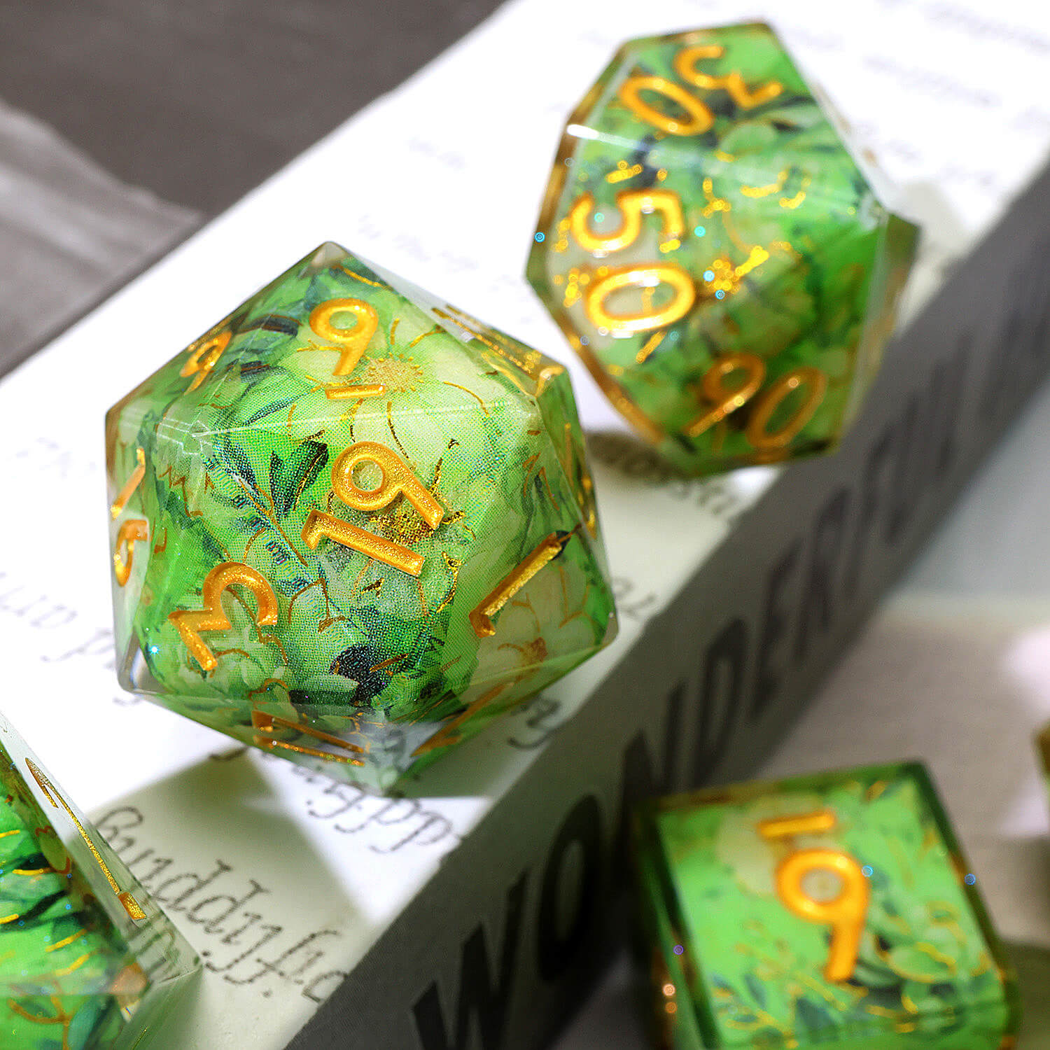 7 Piece Polyhedral Dice Sets DnD Green Flower - Dice of Dragons