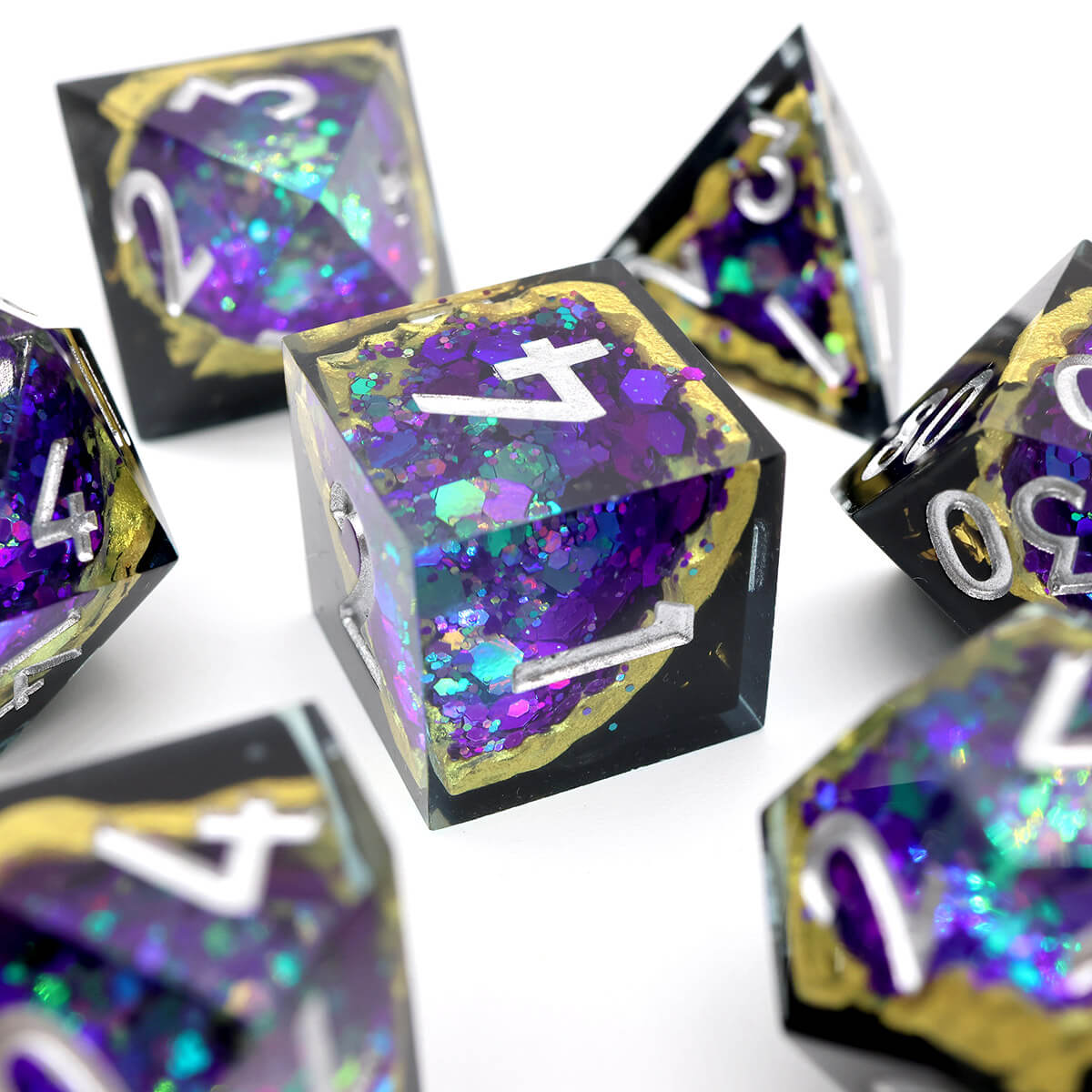 7-Piece Sharp Edge Blue Purple Geode Dice Set for DND - Dice of Dragons