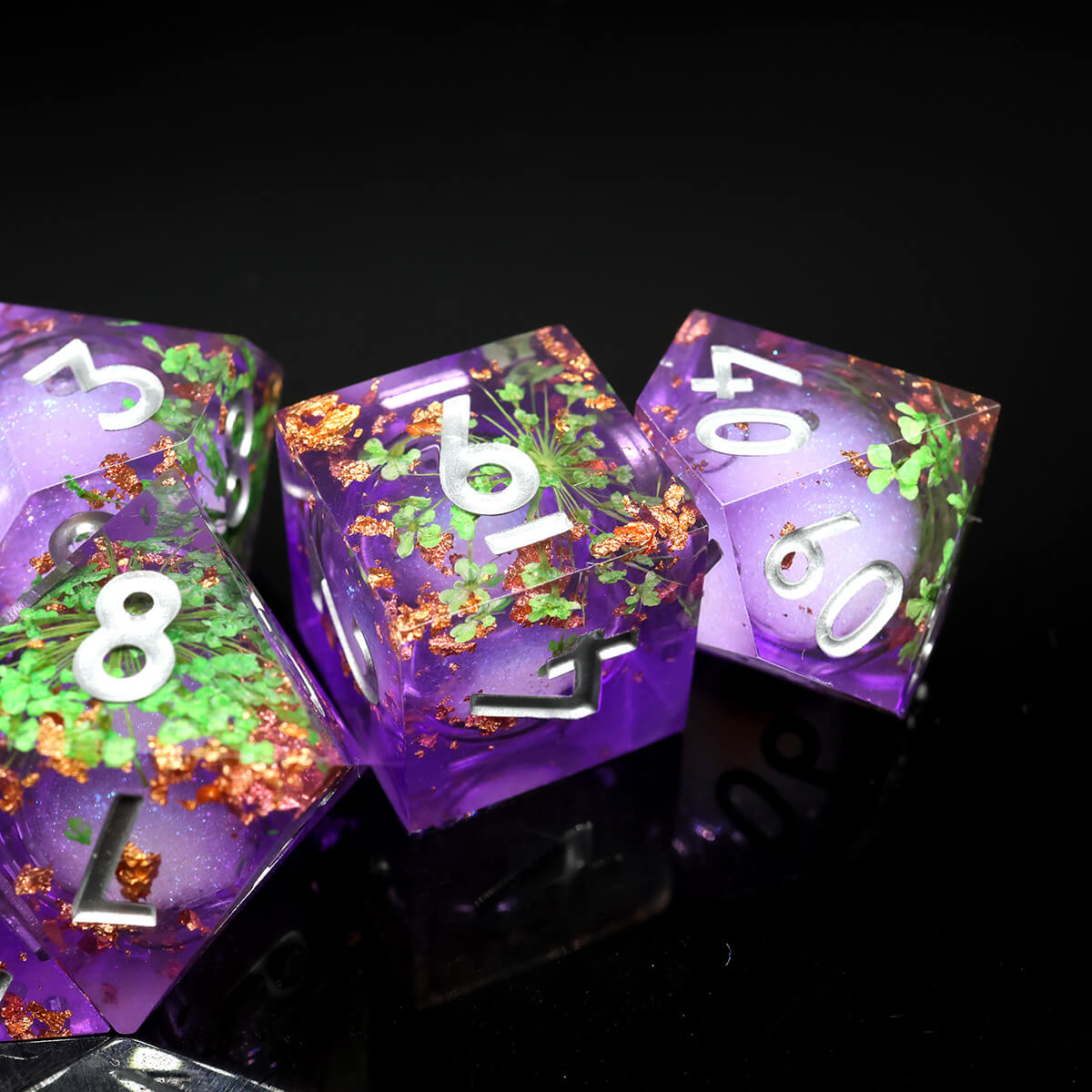 DND Dice Set Liquid Core 7-Piece Sharp Edge - Dice of Dragons