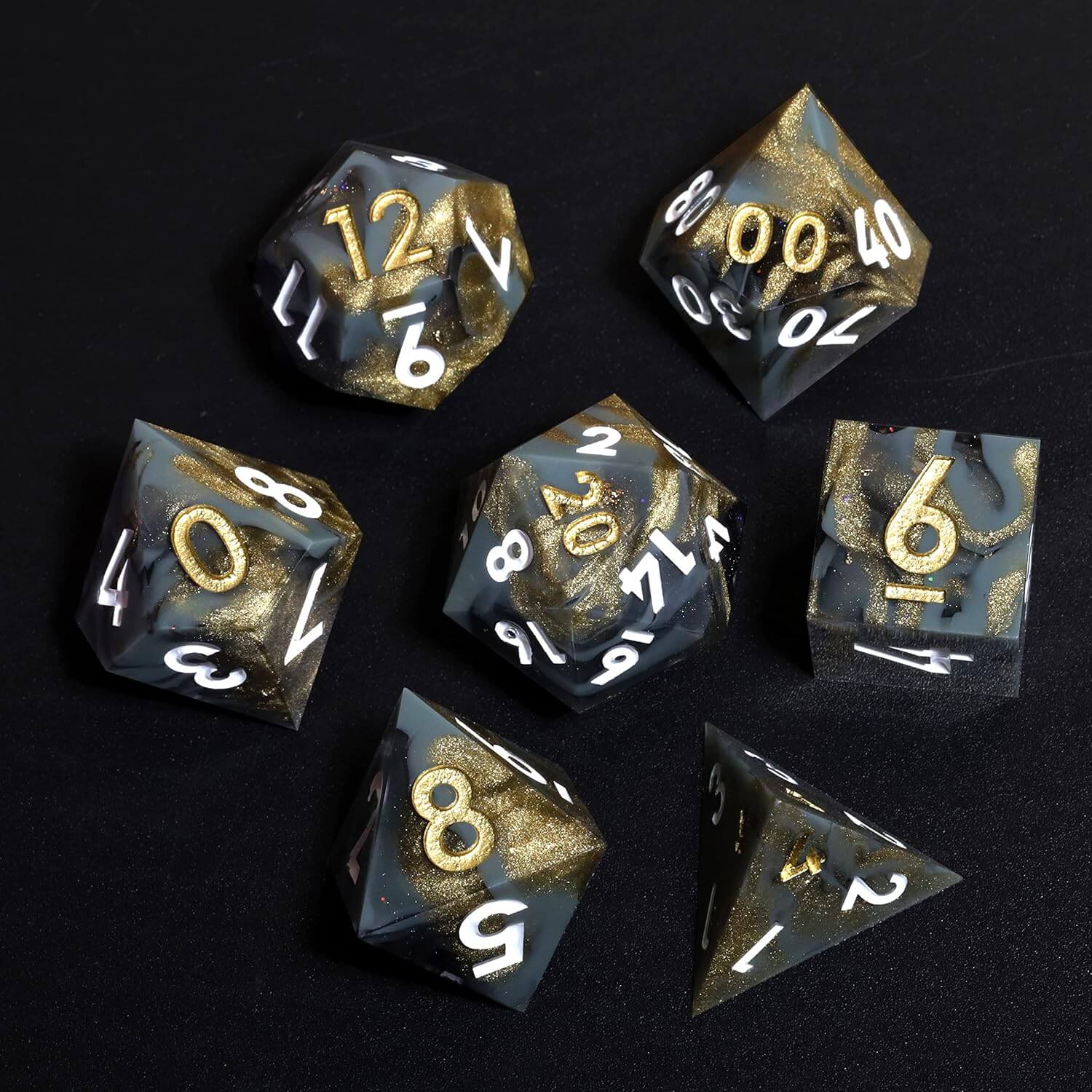 D&D Sharp Edge 7-Piece Polyhedral Resin Dice Set - Dice of Dragons