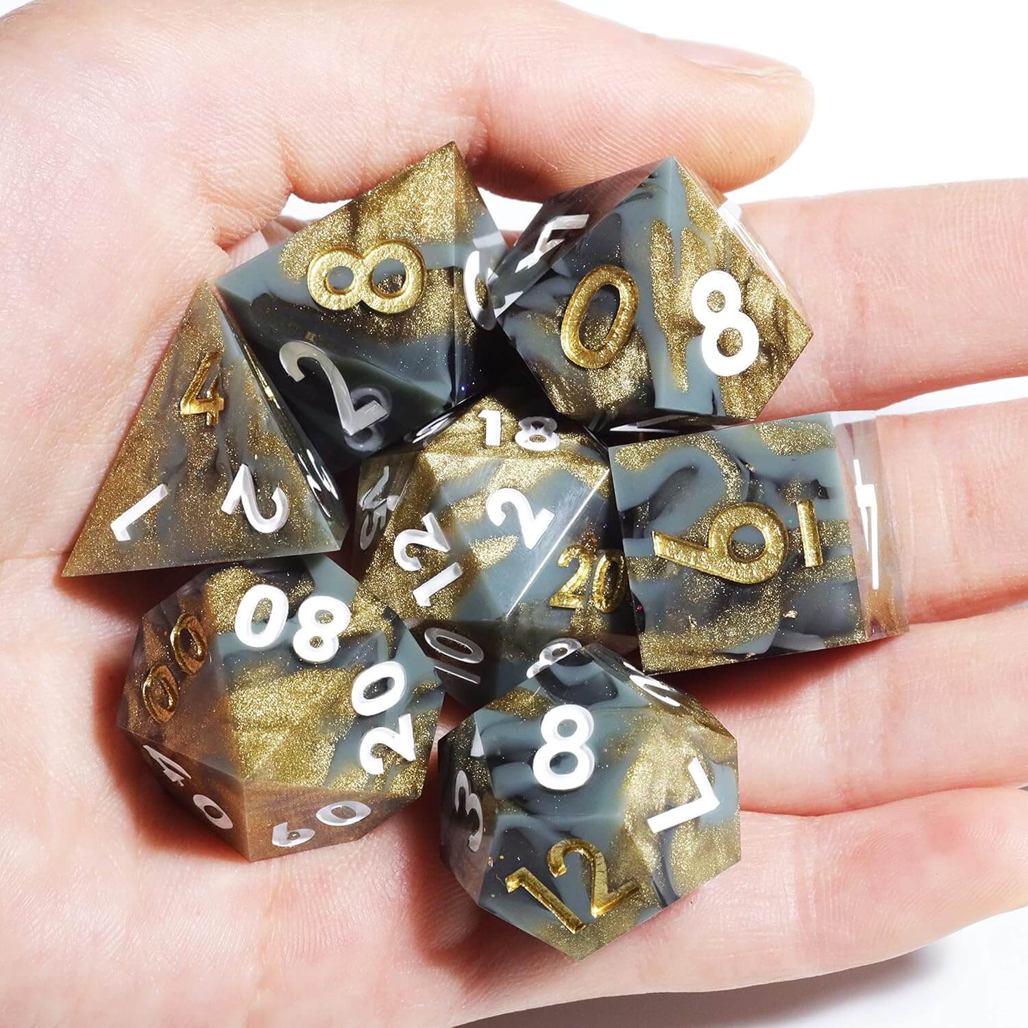 D&D Sharp Edge 7-Piece Polyhedral Resin Dice Set - Dice of Dragons