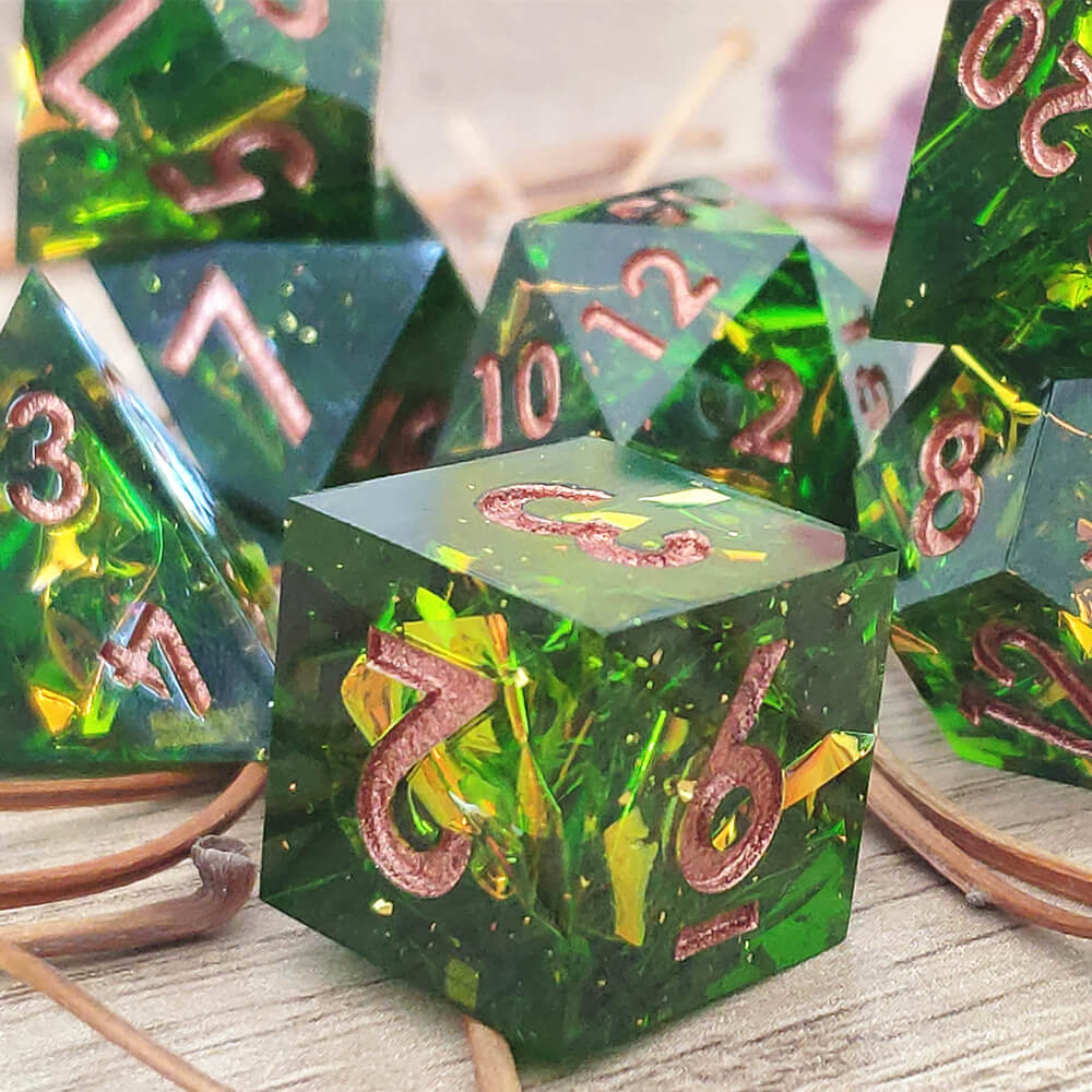 D&D 7-Piece Polyhedral Resin Dice Set - Dice of Dragons