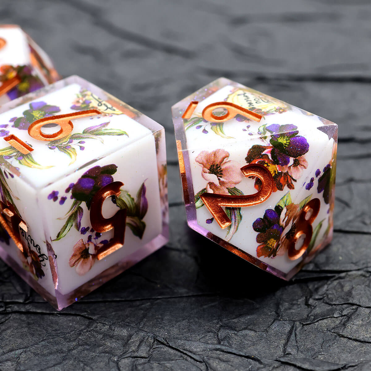 Layered Flower 7-Piece Sharp Edge Dice Set for DND - Dice of Dragons