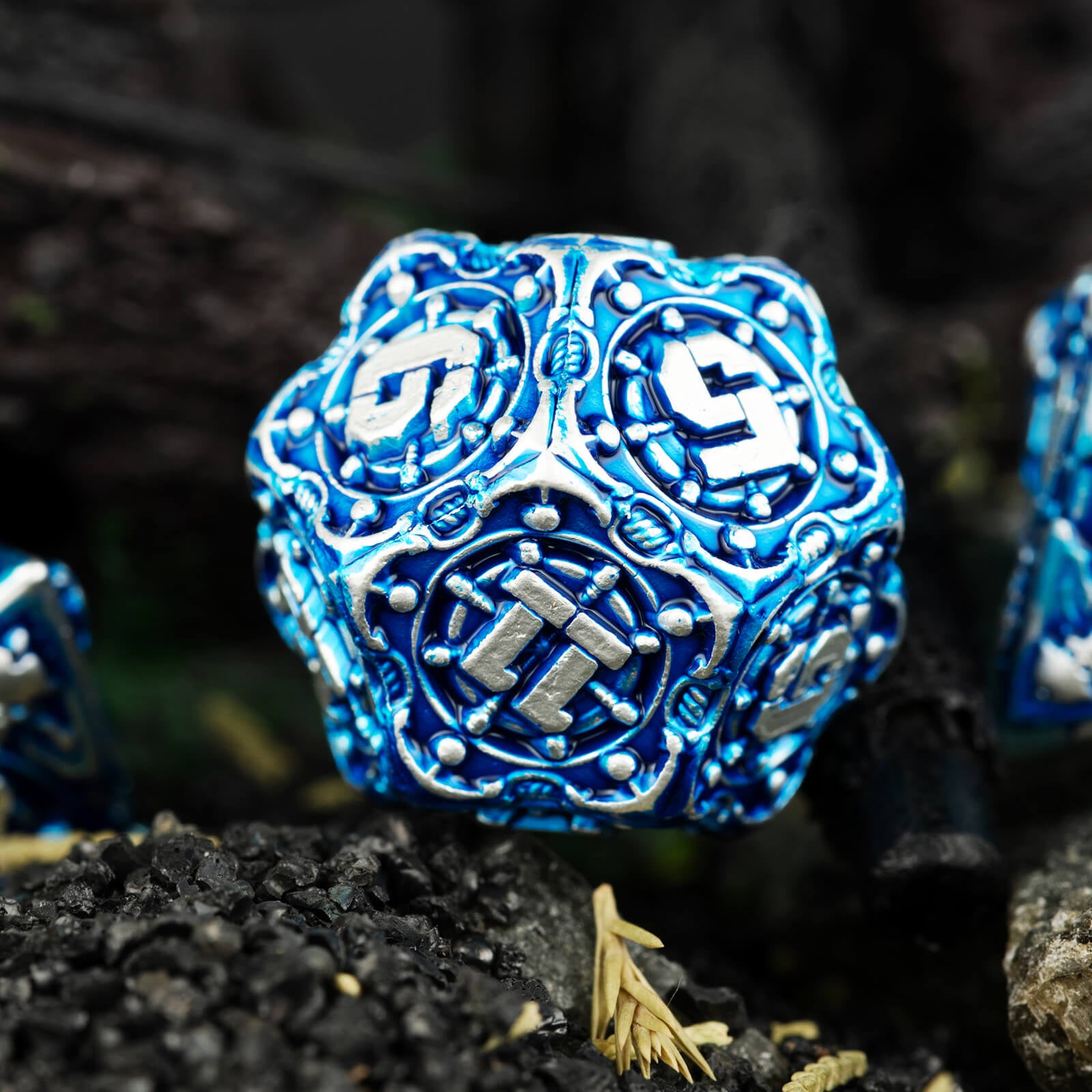 Pirate 7 Polyhedral Metal Dice Set D&D - Dark Blue - Dice of Dragons