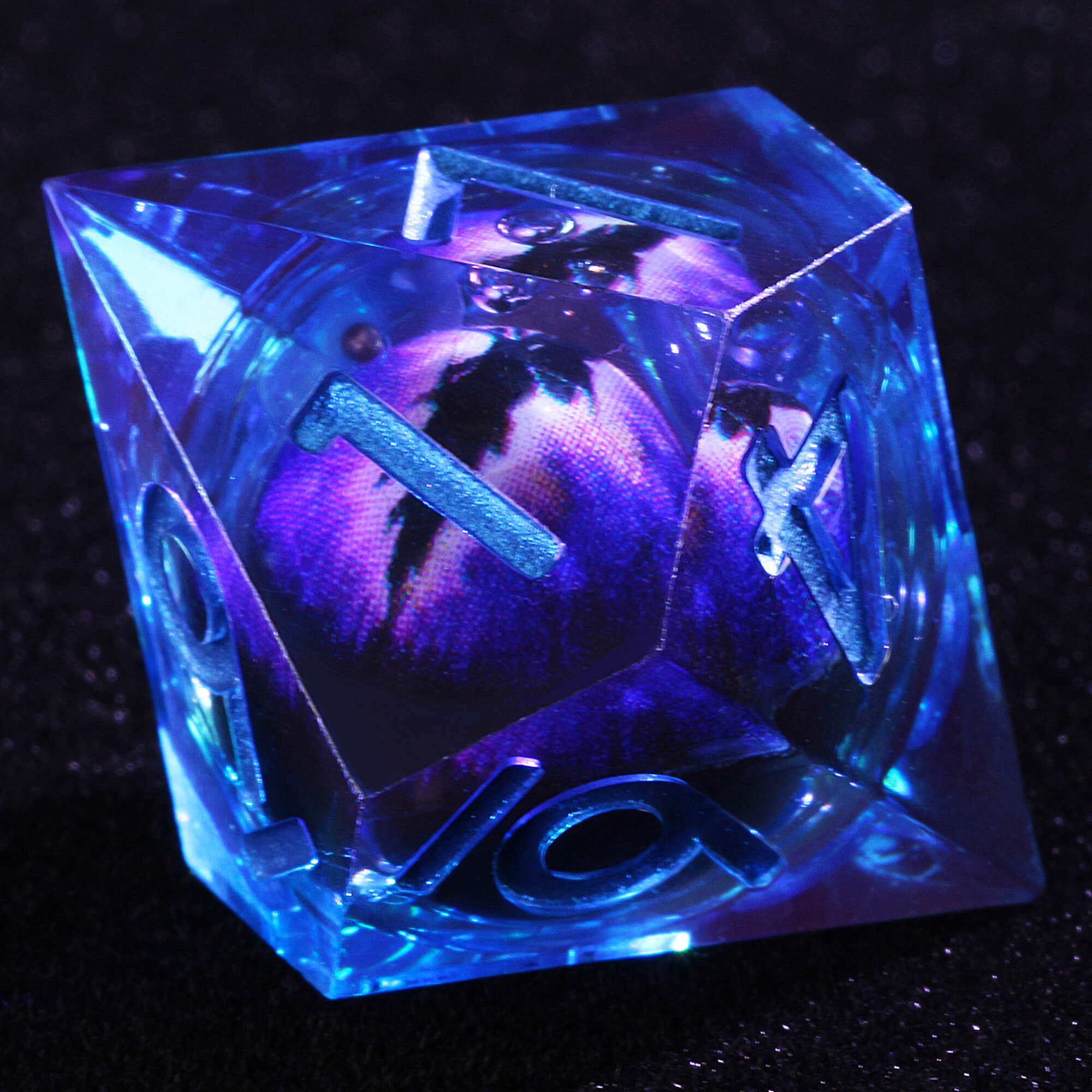 Polyhedral Cool Dragon Eye Liquid Core DD Dice Set Purple - Dice of Dragons