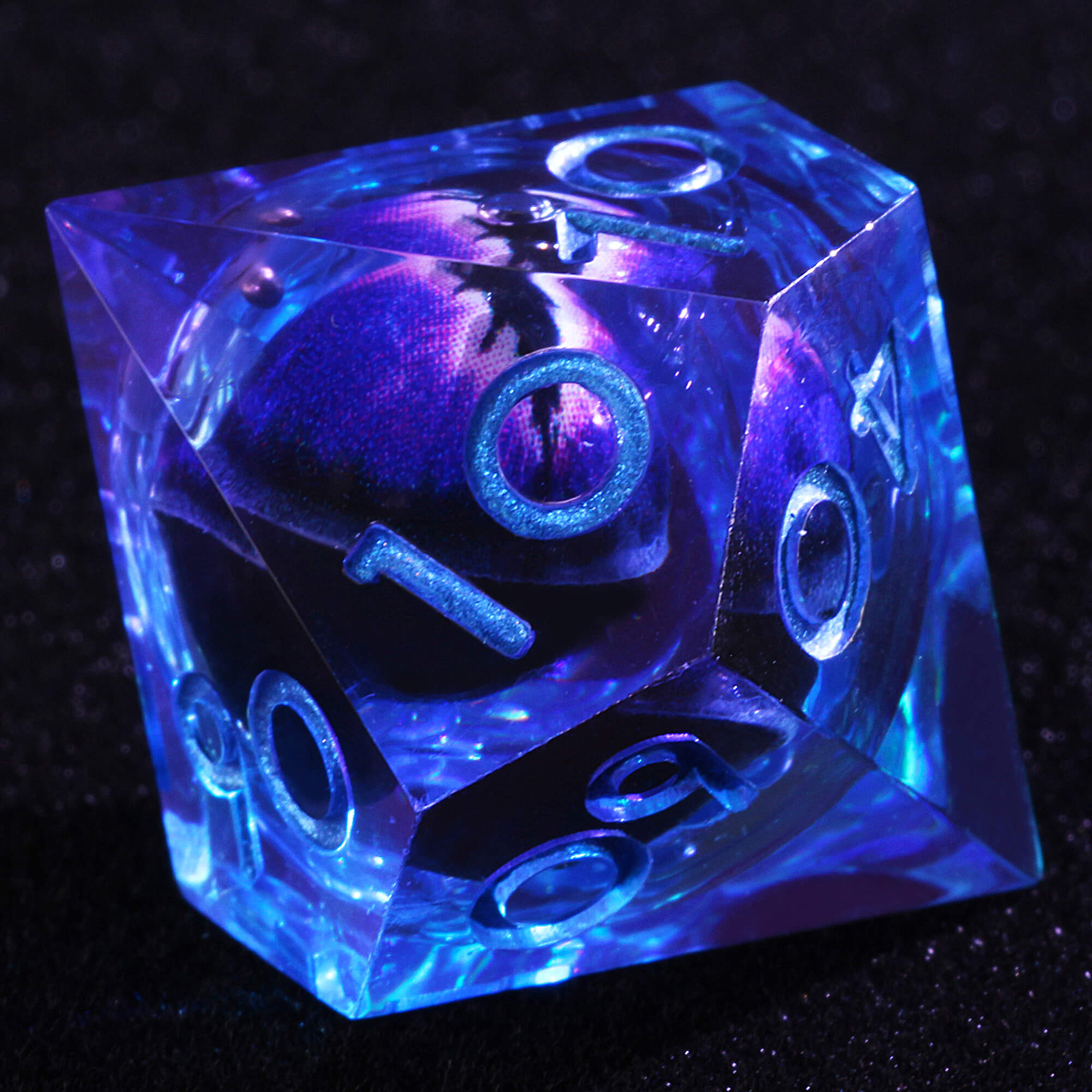 Polyhedral Cool Dragon Eye Liquid Core DD Dice Set Purple - Dice of Dragons