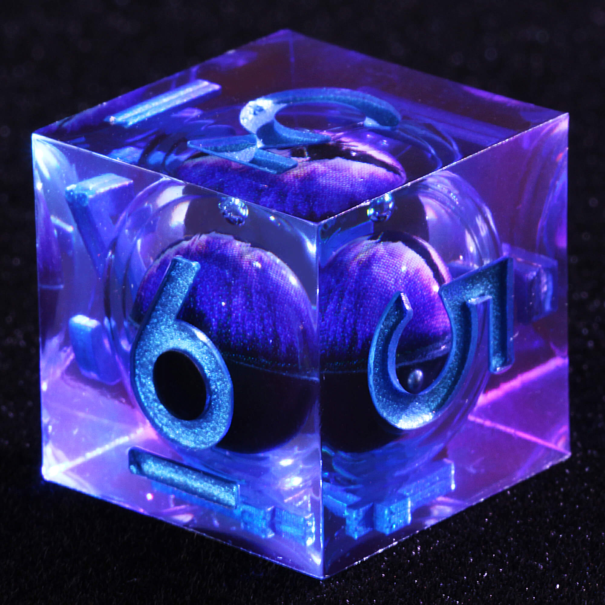 Polyhedral Cool Dragon Eye Liquid Core DD Dice Set Purple - Dice of Dragons