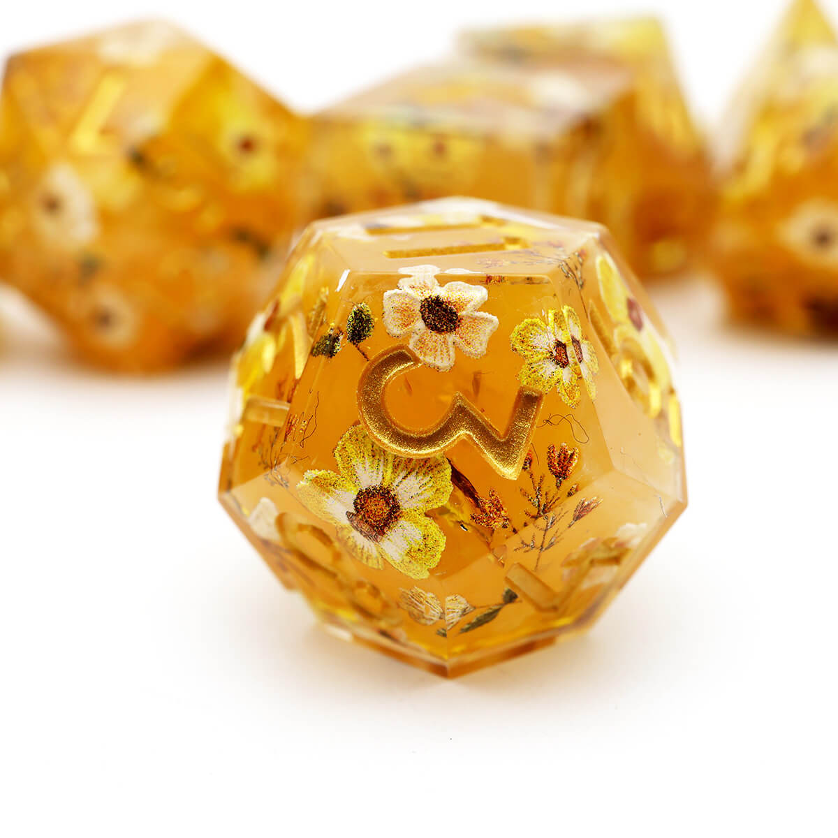 DND Bee 7-Piece Sharp Edge Layered Dice Set - Dice of Dragons