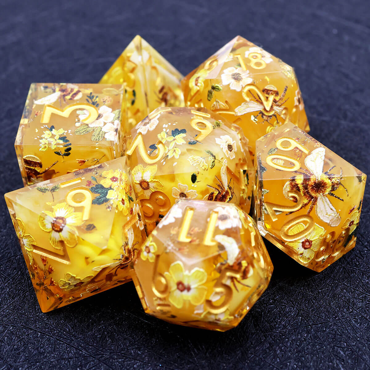 DND Bee 7-Piece Sharp Edge Layered Dice Set - Dice of Dragons