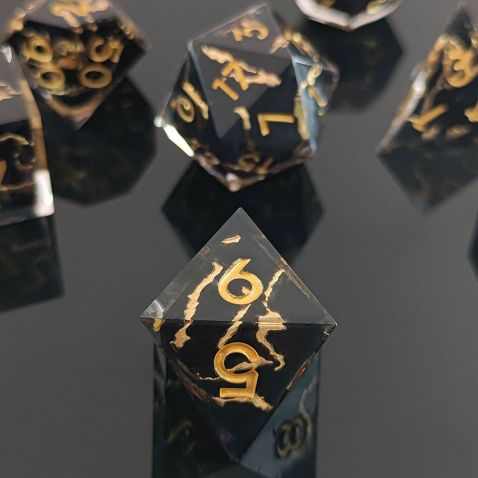 Rpg Awesome 7 Polyhedral Dice Sets D&D - Gold Stripes - Dice of Dragons