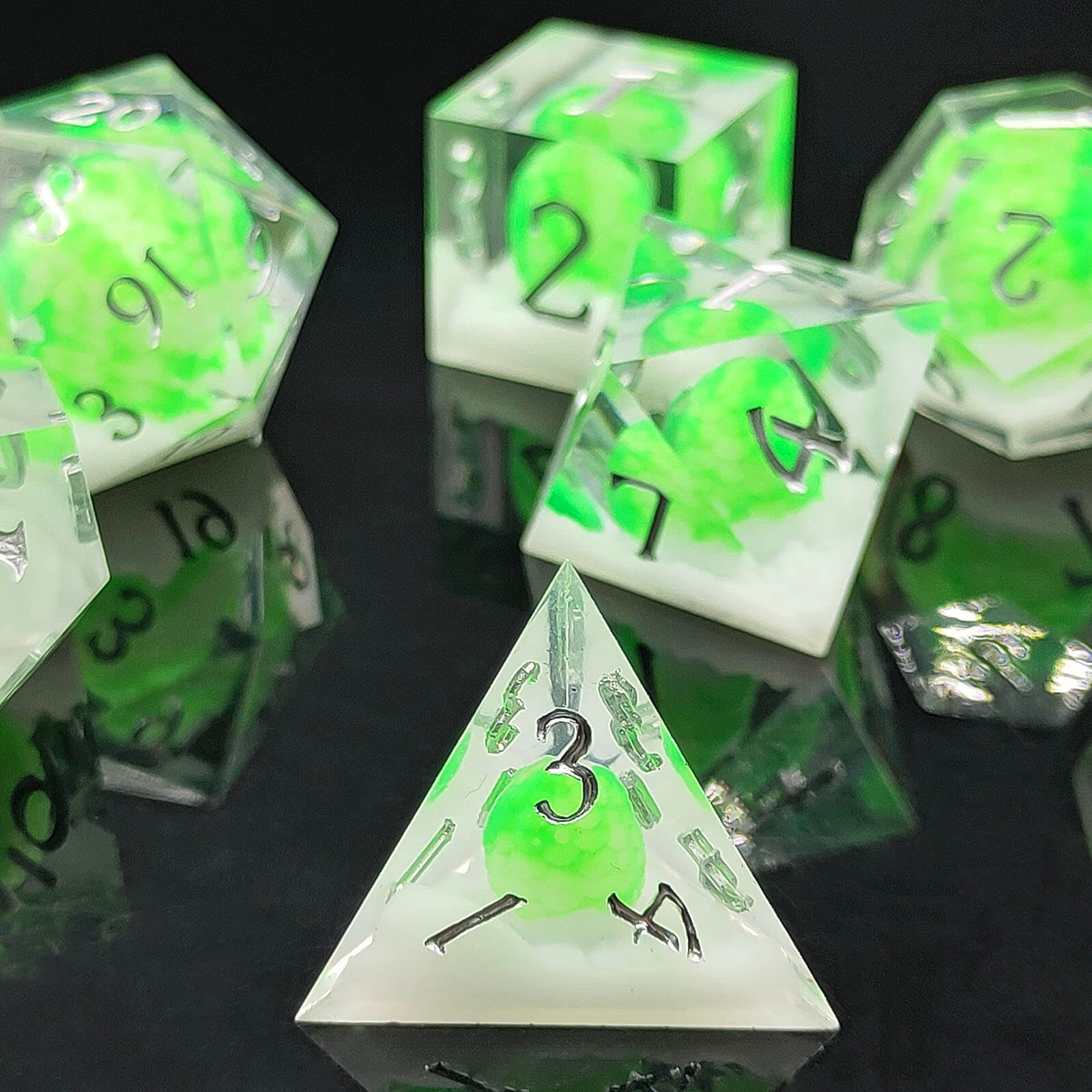 Rpg Cool 7 Polyhedral D and D dice set - Fluorescent Green Dragon Egg - Dice of Dragons