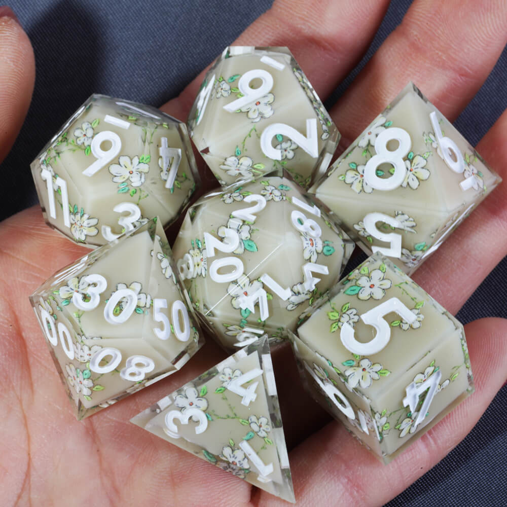 Secret Love 7-Piece Sharp Edge Polyhedral Resin D&D Dice Set - Dice of Dragons