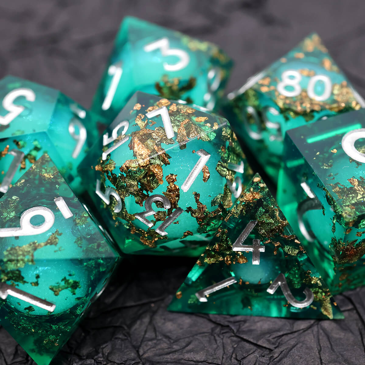 Sharp Edge Liquid Core 7-Piece DND Dice Set - Dice of Dragons